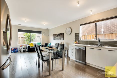 Property photo of 39 Galibier Parade Fraser Rise VIC 3336