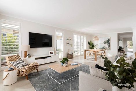 245 Dorney Esp, Champion Lakes, WA 6111