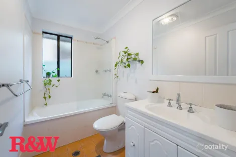 Property photo of 20 Moorhen Street Ingleburn NSW 2565