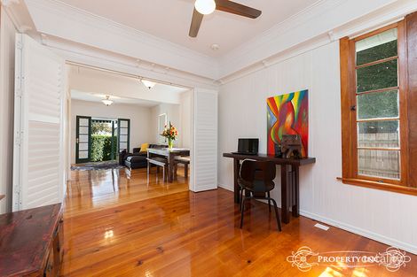 Property photo of 46 Greenmount Avenue Holland Park QLD 4121