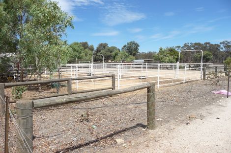 8488 Brookton Hwy, Jelcobine, WA 6306