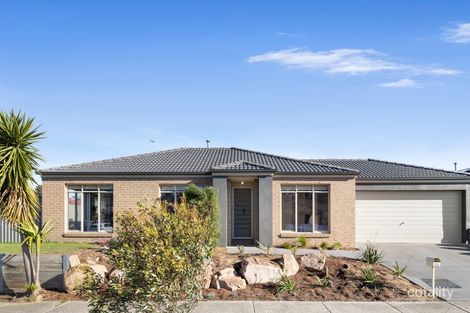 Property photo of 11 Warrenwood Place Langwarrin VIC 3910