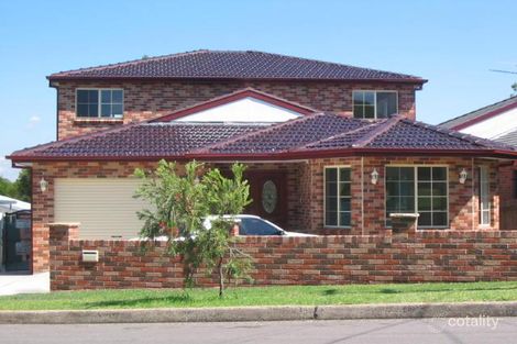 11 Crawford St, Old Guildford, NSW 2161