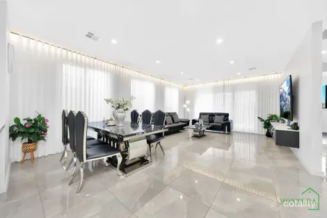 Property photo of 31 Riverglen Drive Craigieburn VIC 3064