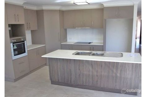 Property photo of 3/30 Skewis Street Chinchilla QLD 4413