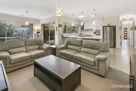 Property photo of 40 Emerald Rise Skye VIC 3977