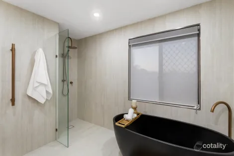 Property photo of 7 Bixby Court McDowall QLD 4053