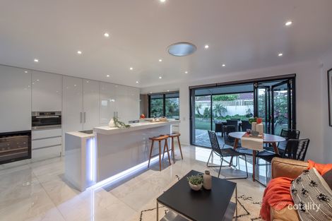 Property photo of 2 Redfin Crescent Beldon WA 6027