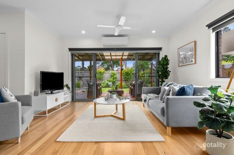 Property photo of 1/247 Roslyn Road Highton VIC 3216