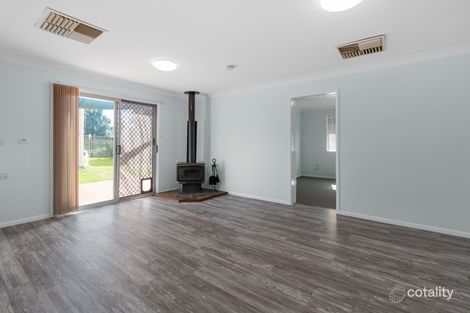 Property photo of 10 Glasgow Boulevard Brassall QLD 4305
