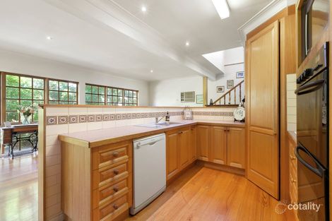 Property photo of 2 Quentin Street Forest Hill VIC 3131