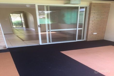 Property photo of 19 Hazel Close Berkeley Vale NSW 2261