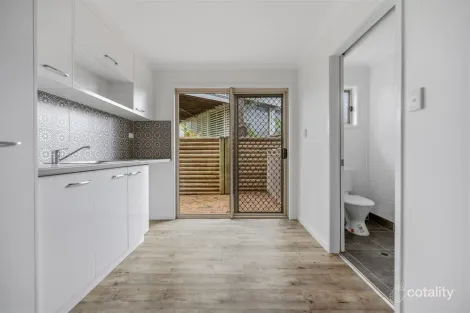 Property photo of 25 Rigby Crescent West Gladstone QLD 4680