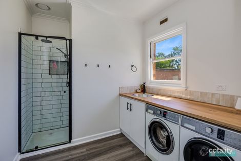 Property photo of 4 College Crescent Flora Hill VIC 3550