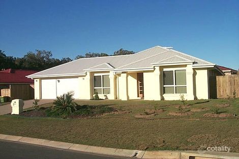 17 Lemongrove Rd, Birkdale, QLD 4159