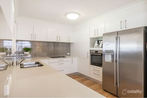 Property photo of 15 Viminal Hill Crescent Seven Hills QLD 4170