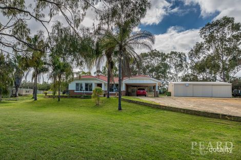 Property photo of 186 Woolly Bush Loop Woodridge WA 6041