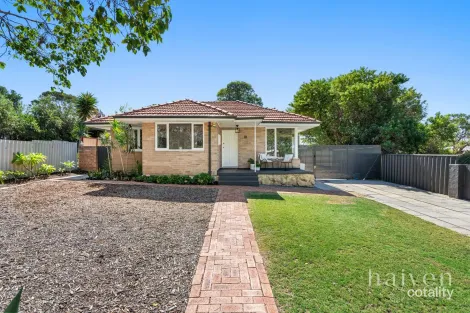 Property photo of 18 Waverley Road Coolbellup WA 6163