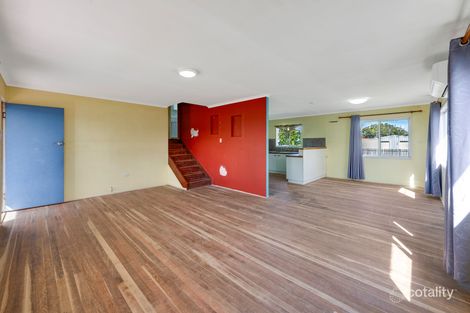 Property photo of 17 Pharlap Parade Ooralea QLD 4740