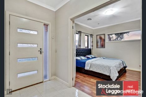 Property photo of 26 Turpentine Road Brookfield VIC 3338