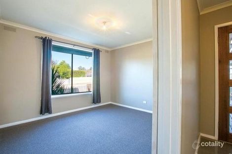 Property photo of 1 Mauger Street Wendouree VIC 3355