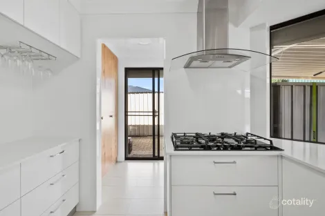 Property photo of 16 Evergreen Ramble Ballajura WA 6066