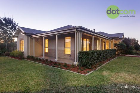 1 Fullford Cove, Rutherford, NSW 2320