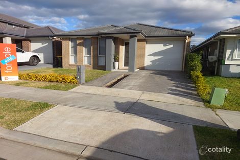 37 Lieutenant St, Jordan Springs, NSW 2747