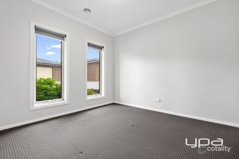 Property photo of 3/27 Cromarty Circuit Darley VIC 3340