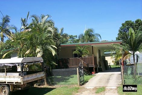 57 Waite St, Machans Beach, QLD 4878
