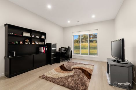 Property photo of 110 Worns Lane Yarrambat VIC 3091