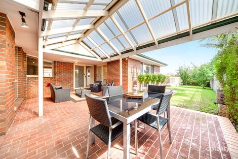 Property photo of 26 Mayfair Crescent Narre Warren VIC 3805