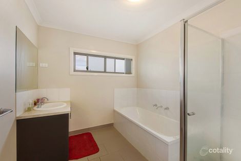 Property photo of 2/20-24 Palmerston Street Melton VIC 3337