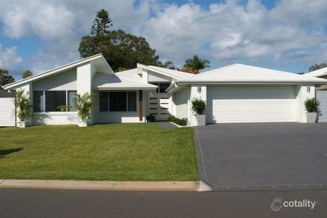 10 Trafalgar Vale Ave, Wellington Point, QLD 4160