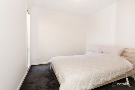 Property photo of 2/27 Staughton Street Melton South VIC 3338