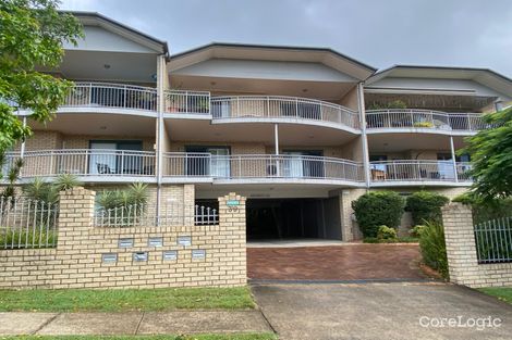 Property photo of 2/39 Rolle Street Holland Park West QLD 4121