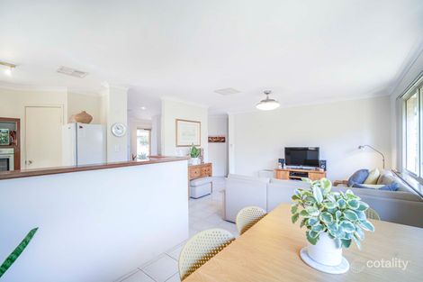 Property photo of 13B Tea Tree Way Thornlie WA 6108