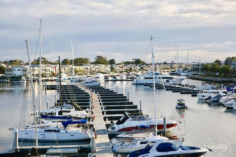 42 Helm Ave, Safety Beach, VIC 3936