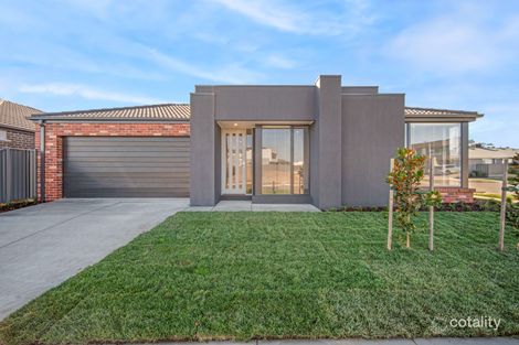 2 Hammond St, Lucas, VIC 3350