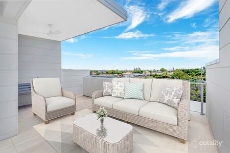 Property photo of 4/77 Minnie Street Southport QLD 4215