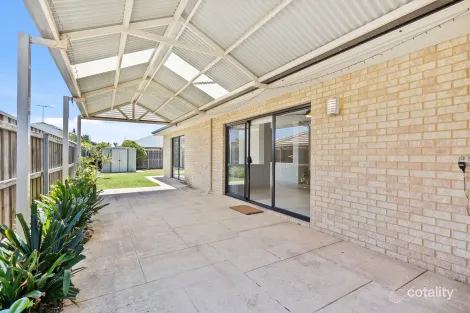 Property photo of 21 Senecio Way Halls Head WA 6210