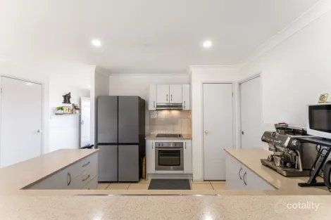 Property photo of 1 Patricia Place Redbank Plains QLD 4301