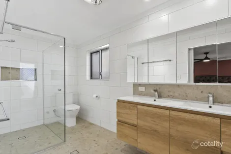 Property photo of 33 Gidya Avenue Bongaree QLD 4507