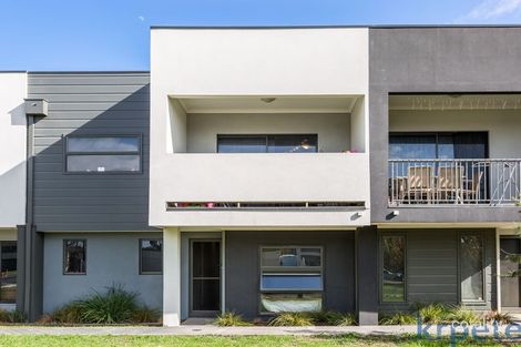 Property photo of 37 Sable Circuit Officer VIC 3809