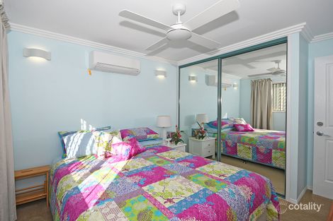 10/17-19 Shell St, Urangan, QLD 4655