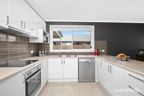 Property photo of 20 Lapis Street Koo Wee Rup VIC 3981