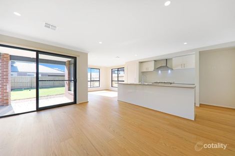 Property photo of 9 Alcantara Boulevard Wallan VIC 3756