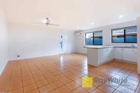 Property photo of 1/150 Kumbari Avenue Labrador QLD 4215