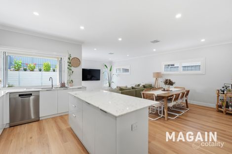 6 Acre Ave, Morphett Vale, SA 5162