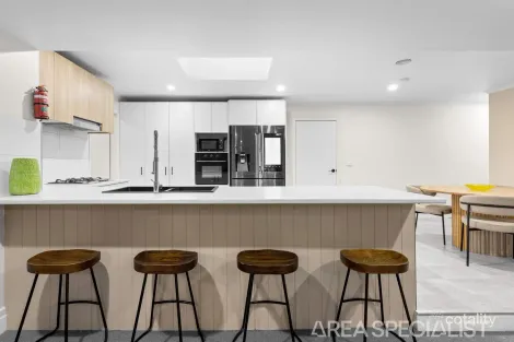 Property photo of 1 Maria Drive Langwarrin VIC 3910